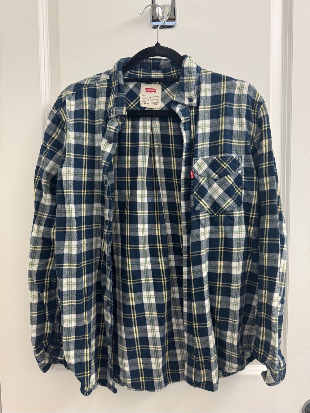 Levi's Navy, White & Green Plaid Flannel Button-Up